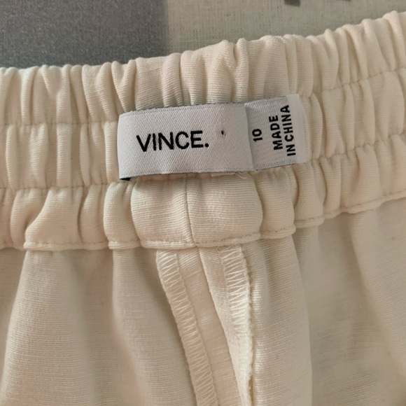 Vince Easy Pants size 10 - ivory, jogger, easy pull on dress pants - like new! - Picture 6 of 14